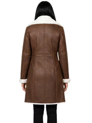 Women's black leather shearling leather jacket, collar detail