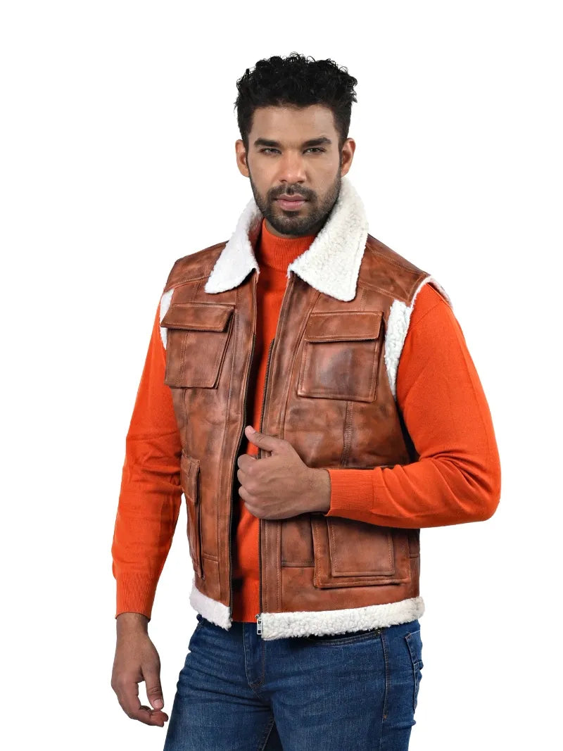 Men's tan cowhide shearling leather jacket, collar detail