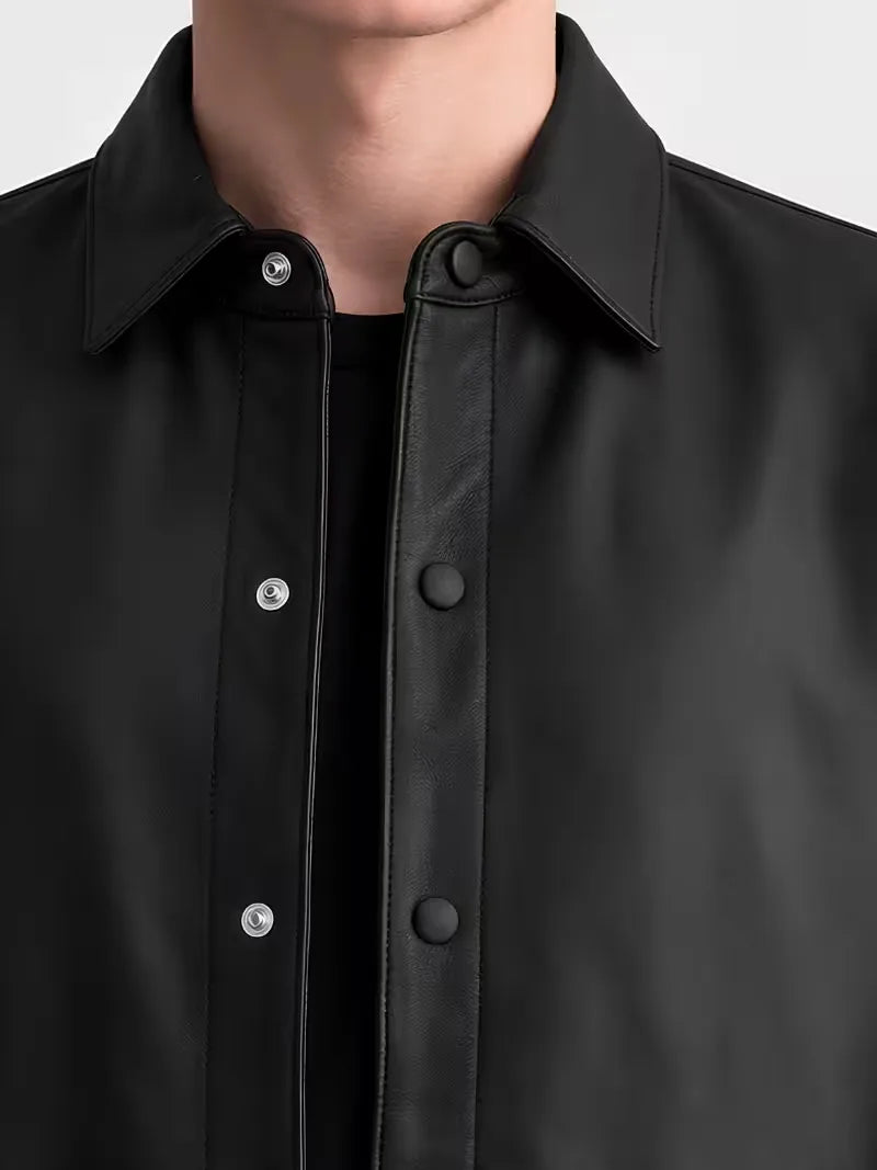 Men's black sheepskin leather shirt jacket, collar detail