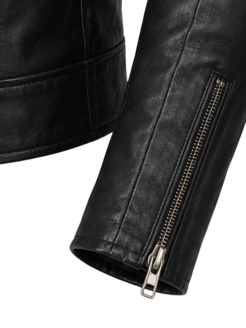 Men's black sheepskin leather jacket, lining detail
