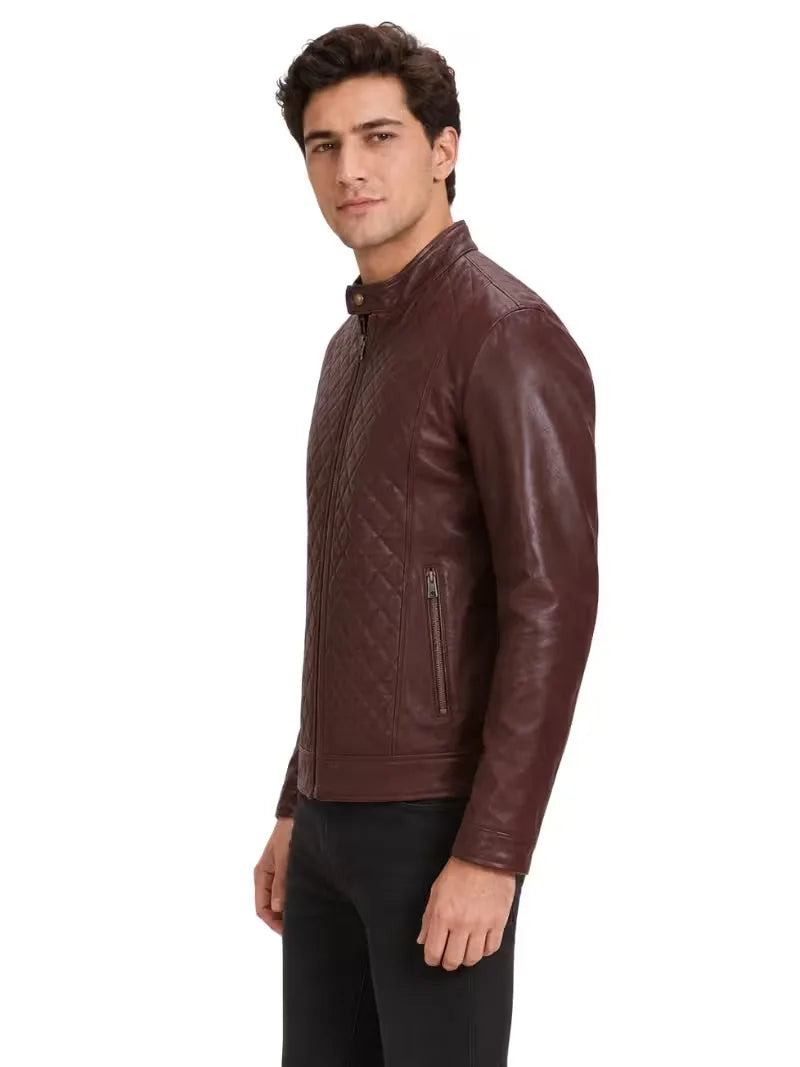 Men's black sheepskin leather jacket, collar detail