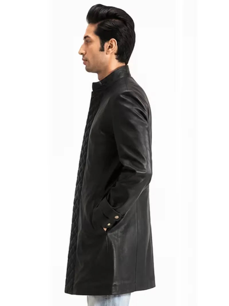 Men's black sheepskin leather coat, collar detail