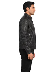 Men's black sheepskin leather jacket, collar detail