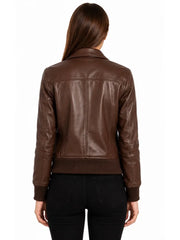 Women's black sheepskin leather jacket, collar detail