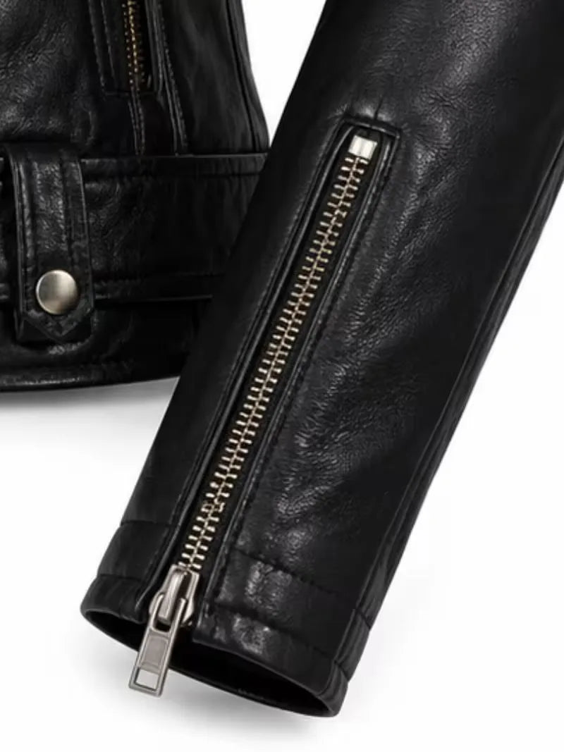 Women's black sheepskin leather jacket, lining detail