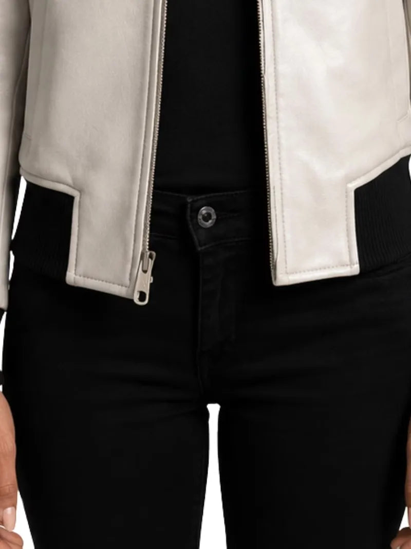 Women's white sheepskin leather jacket, pocket detail