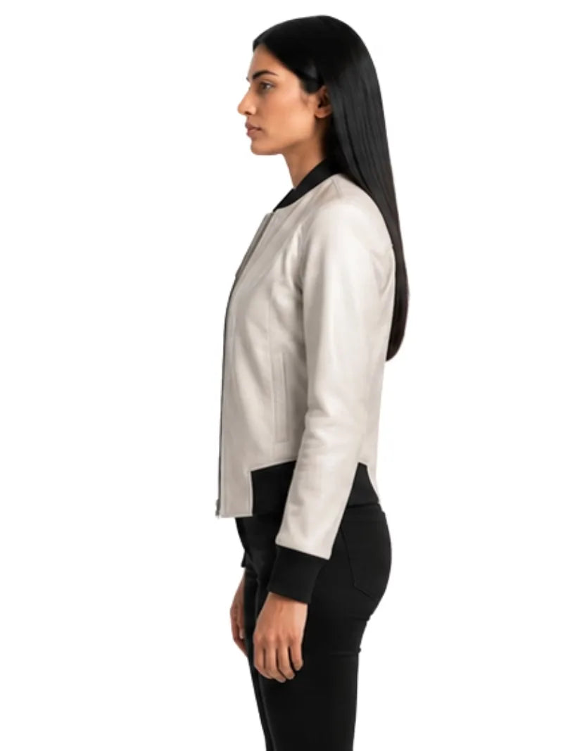 Women's white sheepskin leather jacket, collar detail