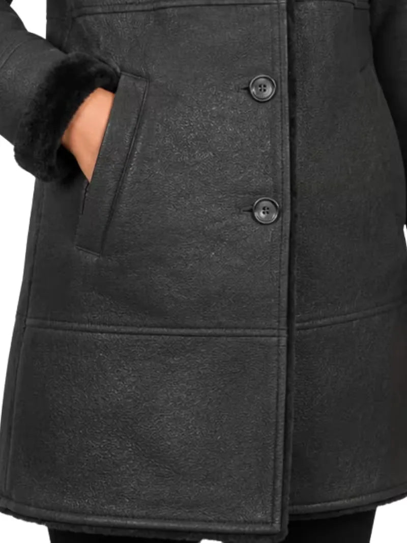 Women's black leather shearling leather jacket, pocket detail