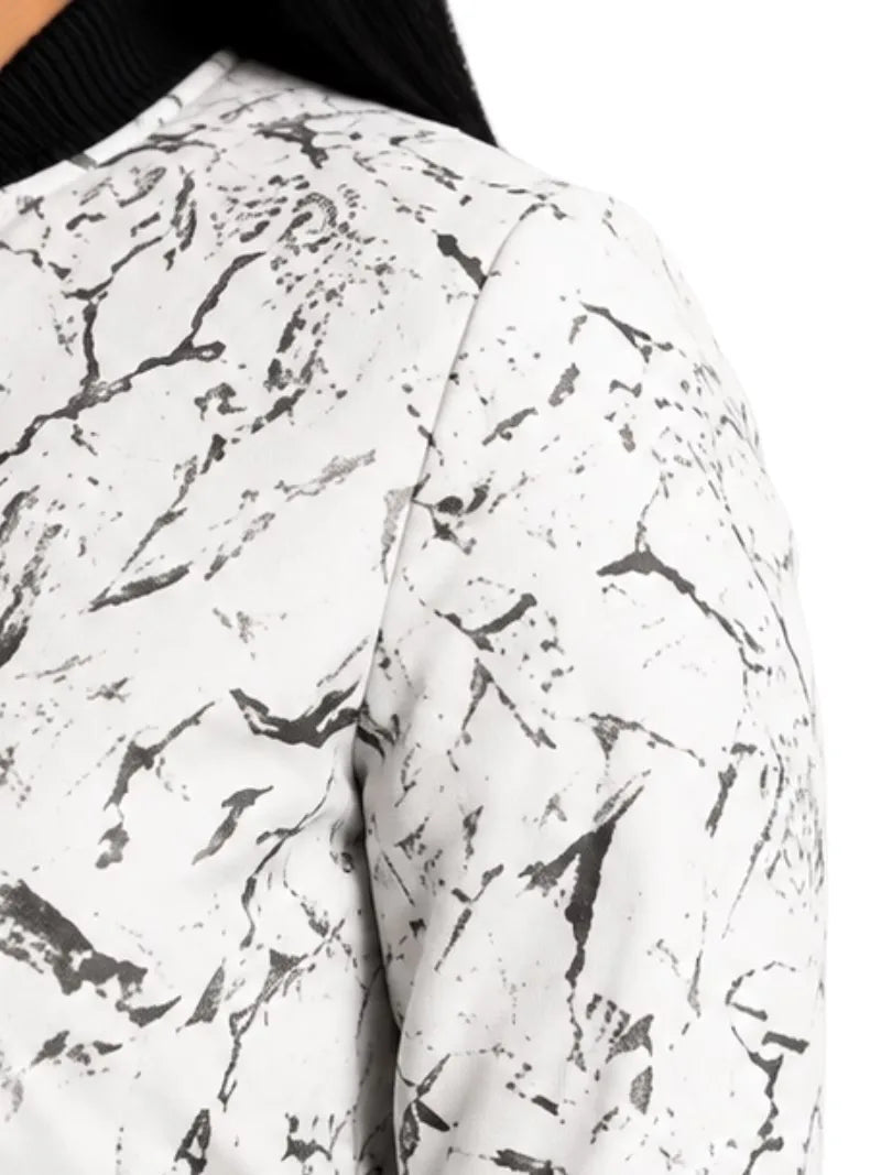 Women's white sheepskin leather jacket, cuff detail
